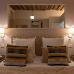 Paris Historic Center Marais Up To 7 People & Ac